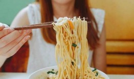 娱乐吃瓜酱吃面条视频大全,娱乐吃瓜酱带你领略面条美食盛宴