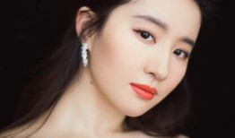 娱乐圈吃瓜刘亦菲,娱乐圈的瓜田，她如何成为焦点？