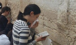 娱乐吃瓜君说七七视频,揭秘娱乐圈幕后故事，娱乐吃瓜君带你一探究竟