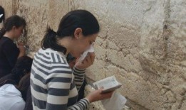 娱乐吃瓜君的原名,揭秘幕后故事，探寻网络红人成长之路